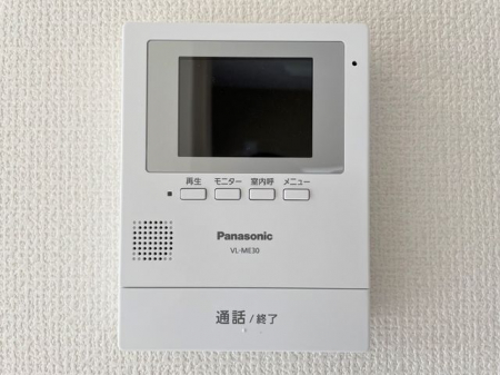 ���̑����ρ@���s�u���j�^�[�t�C���^�[�z�����K��҂��摜�Ɖ����Ŋm�F�ł���A�h�Ɛ��ɗD�ꂽ���S�̃V�X�e����X�b�L���Ƃ����f�U�C���ŁA�ȒP�ɑ��삵�Ă��������܂���