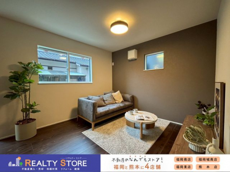 ���r���O�@��ʍ̌��̖��邢���r���O��Ƌ�̔z�u�����₷�����݌v�ł���