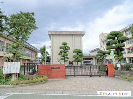 ���ӊ��@�F�{�s���������w�Z �k��22���B 1700m