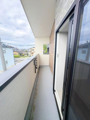 �o���R�j�[�@���o���R�j�[��������ɖʂ��Ă���̂ŗz��������ǂ������󕨂��悭�����܂���