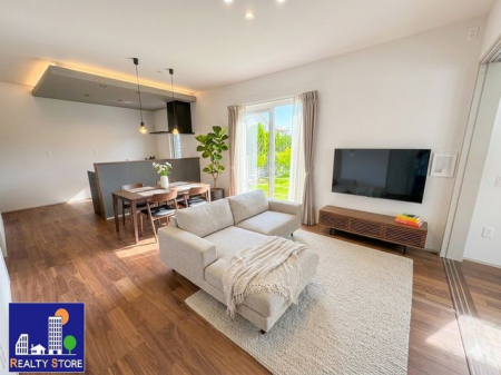 ���r���O�@�����r���O�����邭�J���I�ȃ��r���O�_�C�j���O��Ƒ����������߂������Ԃł��􁦉Ƌ�E�C���e���A��CG���H�������̂ł��B