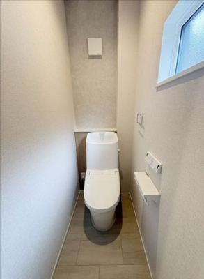 �g�C���@���g�C�������邭�������̂���g�C����ԁ����q���ɂ����S�ł���