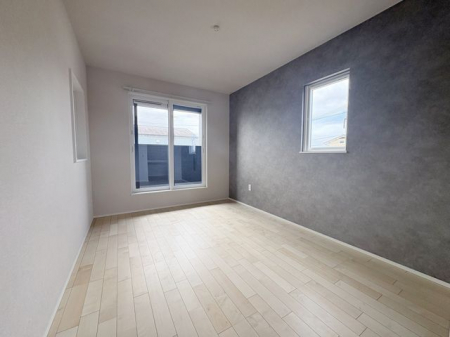 �Q���@��6.2���m�����o���R�j�[�ɖʂ������邢��������W.I.C������Ă����Q���ɂ��X�X����