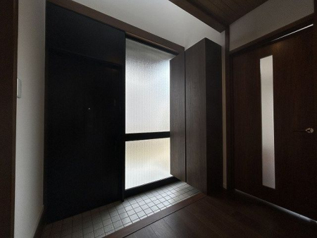 ���ց@�����ց�