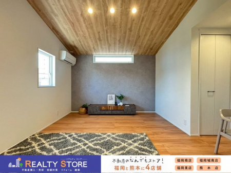 ���r���O�@18���̂�Ƃ��ԁ�i�`�������J���[�̃t���[�����O�������𖾂邭���Ă���܂���