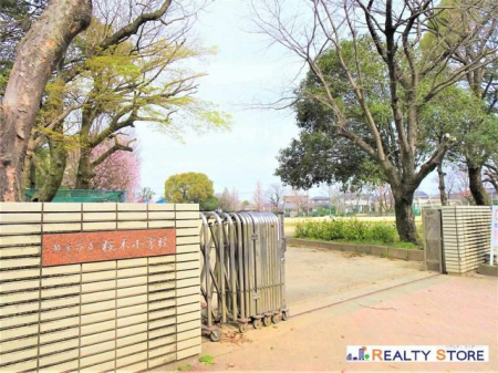 ���ӊ��@�F�{�s�����؏��w�Z �k��7���B 500m