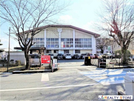 ���ӊ��@�e�r�s���������w�Z �k��34���B 2700m