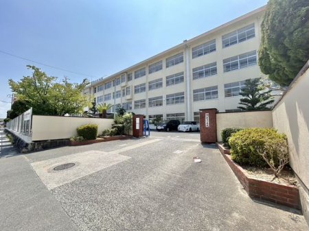 ���ӊ��@�����s���Ѝ]���w�Z �k��9���B 710m