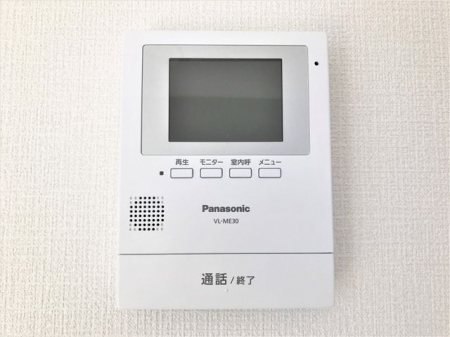 ���̑����ρ@���s�u���j�^�[�t�C���^�[�z�����K��҂��摜�Ɖ����Ŋm�F�ł���A�h�Ɛ��ɗD�ꂽ���S�̃V�X�e����X�b�L���Ƃ����f�U�C���ŁA�ȒP�ɑ��삵�Ă��������܂���