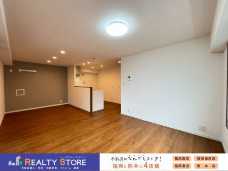 ���r���O�@�i�`�������J���[�̃t���[�����O�������𖾂邭���Ă���܂���