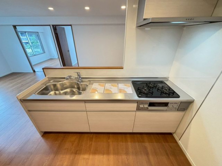 �L�b�`���@�L���V���N��3���R�����t���̃V�X�e���L�b�`����