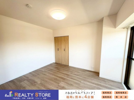 ���̑����ρ@LDK�ɗאڂ����m���̓o���R�j�[�ւ̏o������\�Ŗ��邢�����ł���