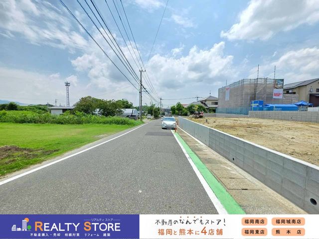 ���������Îs���ԉw��3���ڂ̐V�z��ˌ��Ă̌��n�O�ώʐ^