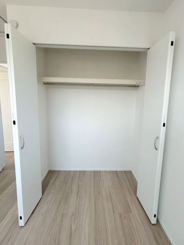 �F�{���F�{�s������3���ڂ̐V�z��ˌ��Ă̂��̑�����