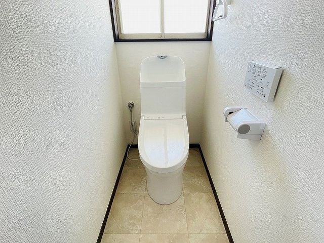 �������@���s�Ђ��胖�u1���ڂ̒��È�ˌ��Ẵg�C��