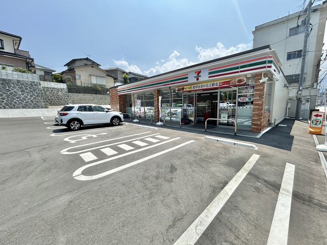 �����������s���ǋ�ёq5���ڂ̐V�z��ˌ��Ă̎��ӊ�