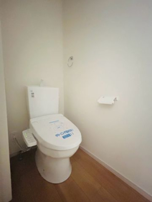 �����������s���ǋ�ёq3���ڂ̐V�z��ˌ��Ẵg�C��
