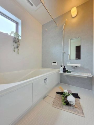 �������@���s�c�F6���ڂ̐V�z��ˌ��Ă̗���