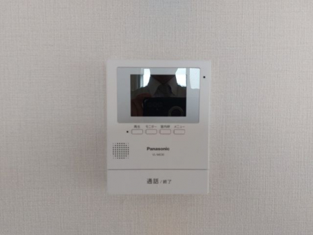 ̑ρ@TVj^tC^[zK҂̂炪mFo郂j^[tnbLƉf̂łql̂ԂSł