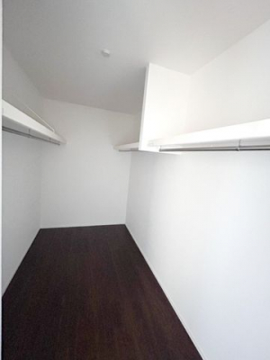 ���[�@���E�H�[�N�C���N���[�[�b�g�i9.0���m���j�������̃R�[�f�B�l�[�g���y�����Ȃ�WIC���I�����Ă���̂ŃX�y�[�X�𖳑ʂɂ��邱�ƂȂ������Ղ���[���������܂���