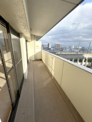 �o���R�j�[�@���o���R�j�[��������ɖʂ��Ă���̂ŗz��������ǂ������󕨂��悭�����܂���