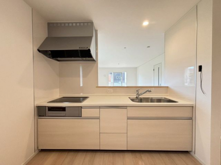 Lb`@VXeLb`LVNŐ􂢕]T̃Xy[X􂨗ׂłΖʃLb`͂łˁ