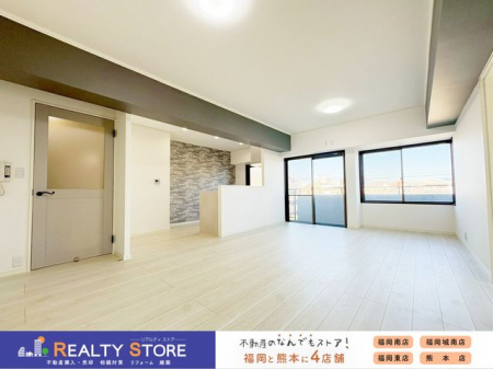 rO@18̂Ƃԁi`J[̃t[O𖾂邭oĂ܂