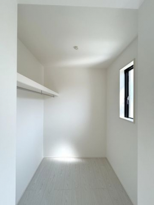 [@WIC(mC)ƃpCvnK[tWIC傫ȉוXbLЕt܂