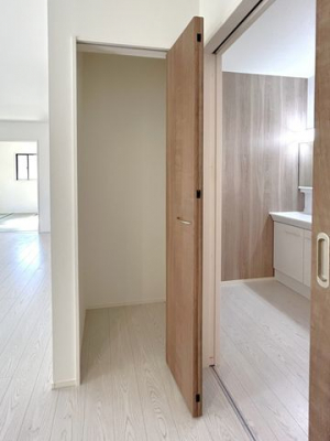 [@pg[oԂ̏ȂLb`ƓdA₨āAH̔~ȂǂՂ[U炩肪ȃLb`肳Ă[Xy[XłI