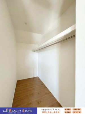 ̑@eʂWIC͂mG߂ƂɕĎ[ƁAD݂̃CAEgŎ[\ł