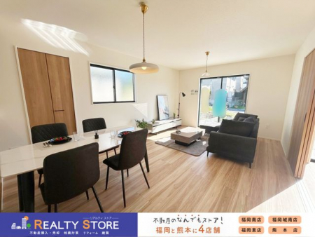 rO@2ʍ̌Ŗ邢ŁAD݂̃CeAfԂɁ