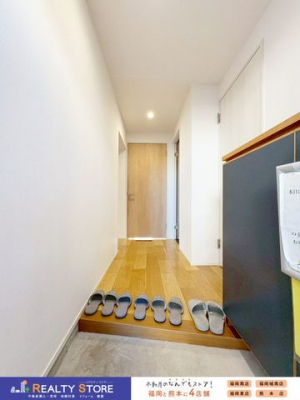 ց@[^CṽV[Y{bNXňɂJIȌւł