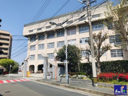 ӊ@sԒwZ k21B 1500m