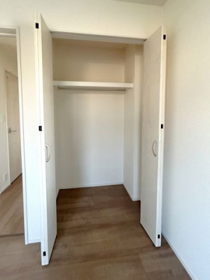 [@N[[bg(5.25m)eʑ傫߂Ȃ̂ŁAЕt܂