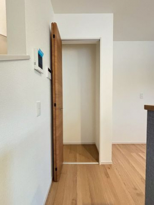 [@pg[piHiXgbNȂǂ̕ۊǏꏊɕ֗ȃXy[X