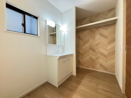 ʑEʏ@ʎ̏薾邢ʎANZgNXł