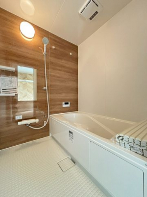 @jbgoX؂̍LXƂoX[L΂Ĉ̔܂傤