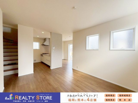 ���r���O�@�����r���O��