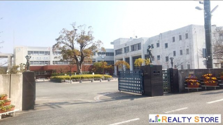 ���ӊ��@���ɕ{�s�����ɕ{�����w�Z �k��4���B 280m