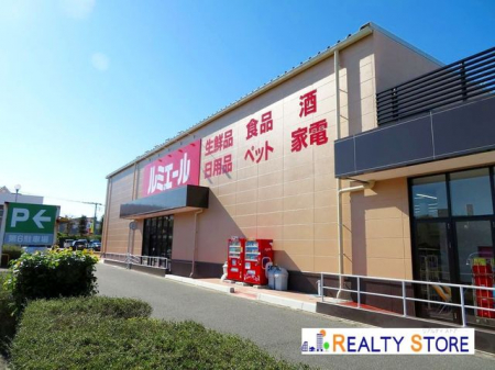 ���ӊ��@���~�G�[�����ɕ{�X �k��16���B 1100m