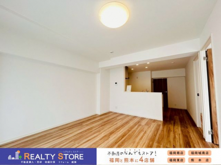 rO@rOrO炨݂̏Ί炪XeLԁVŉƋCeAIтÿ݂ł