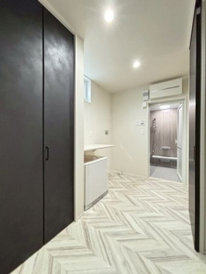 ʑEʏ@ʎCł鏬tƎƂ₷L܂