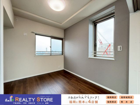 ̑ρ@m̑Ŕzu₷Aqɂ߂ł