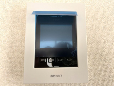 ���̑����ρ@���s�u���j�^�[�t�C���^�[�z�����K��҂��摜�Ɖ����Ŋm�F�ł���A�h�Ɛ��ɗD�ꂽ���S�̃V�X�e����X�b�L���Ƃ����f�U�C���ŁA�ȒP�ɑ��삵�Ă��������܂���