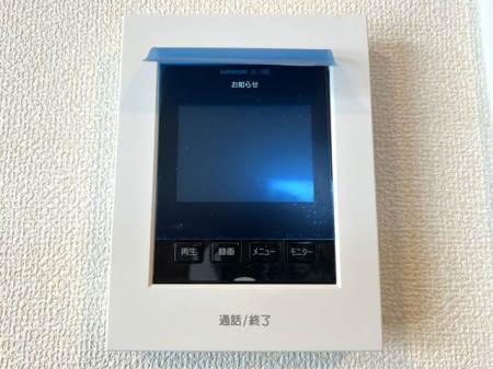 ���̑����ρ@���s�u���j�^�[�t�C���^�[�z�����K��҂��摜�Ɖ����Ŋm�F�ł���A�h�Ɛ��ɗD�ꂽ���S�̃V�X�e����X�b�L���Ƃ����f�U�C���ŁA�ȒP�ɑ��삵�Ă��������܂���