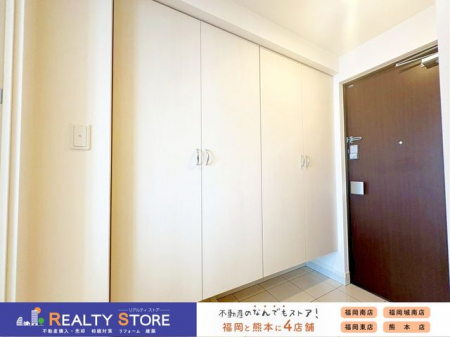 ց@eʂ̌֎[łCՂ[\Ȃ̂ŌւłXbLۂƂł܂