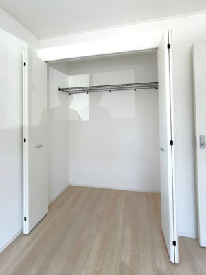 ���[�@���N���[�[�b�g�i6���m���j���I�����Ă���̂ŃX�y�[�X�𖳑ʂɂ��邱�ƂȂ������Ղ���[���������܂���