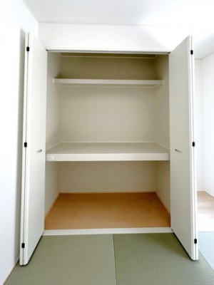 ���[�@���������ߗނ₨�z�c���[�ɕ֗��􂨕������X�b�L���Еt���܂���