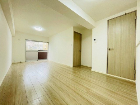 ���r���O�@�����r���O��