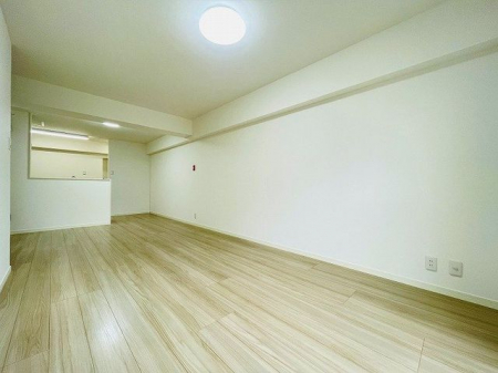 ���r���O�@�����r���O��